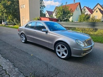 Mercedes E320