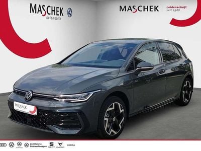 Gebraucht VW Golf VIII R-line 150 PS (110 kW) 2025 Uranograu Limousine