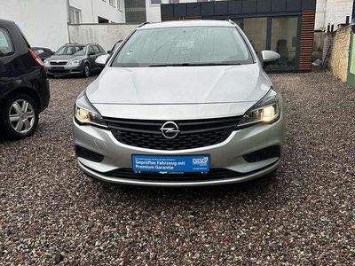 Gebraucht Opel Astra Selection 101 PS (74 kW) 2017 Grau Kombi