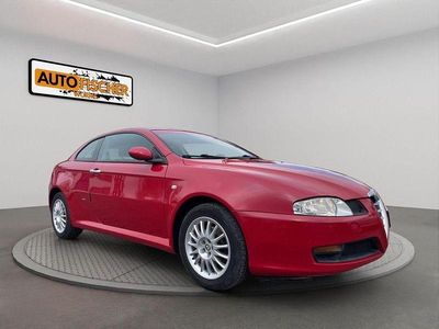 Usata Alfa Romeo GT Progression 140 CV (102 kW) 2005 Rosso Coupé