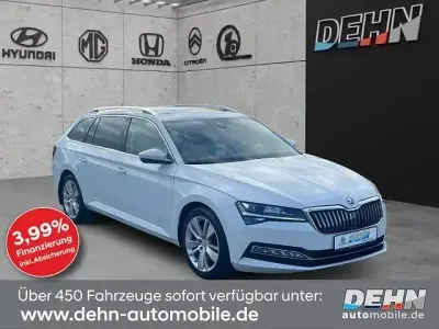 Gebraucht Skoda Superb Style 190 PS (139 kW) 2019 Moonweiss metallic (metallic) Kombi