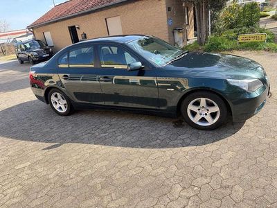 Second-hand BMW 525 177 CP (130 kW) 2006 Verde Berlinǎ