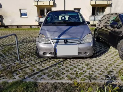 Gebraucht Mercedes A160 102 PS (75 kW) 1997 Silber Kleinwagen