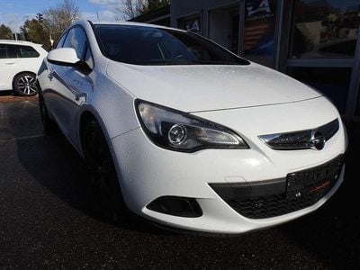 Opel Astra GTC