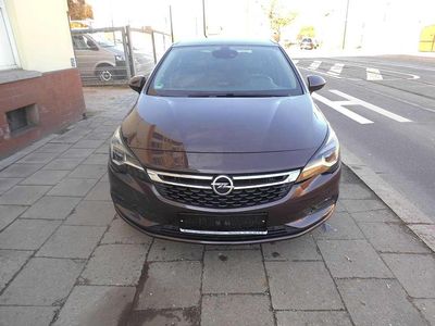 Gebraucht Opel Astra Sport 136 PS (100 kW) 2016 Braun Kombi