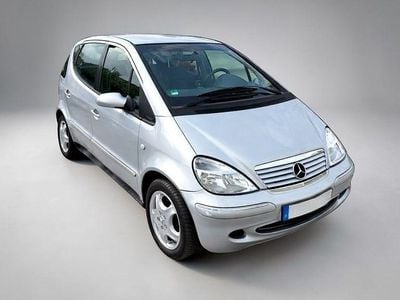 Usata Mercedes A160 Avantgarde 102 CV (75 kW) 2002 Argento Berlina