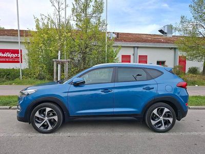 Second-hand Hyundai Tucson 136 CP (100 kW) 2016 Albastru SUV