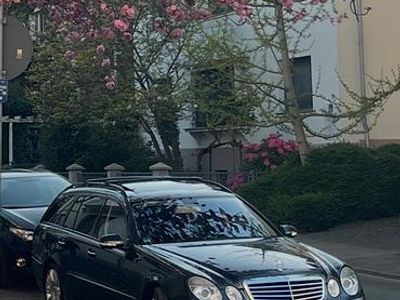 Gebraucht Mercedes E320 Business 224 PS (164 kW) 2008 Grau Kombi
