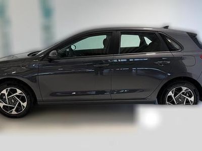 Nuova Hyundai i30 GO! 97 CV (71 kW) 2025 Metallic