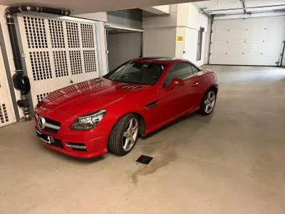 Second-hand Mercedes SLK350 AMG 306 CP (225 kW) 2011 Roșu Cabrio