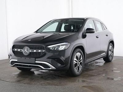 Gebraucht Mercedes GLA180 Advanced 136 PS (100 kW) 2024 Lack kosmosschwarz SUV