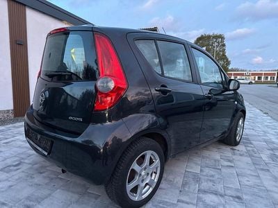 Begagnad Opel Agila Edition 65 HK (47 kW) 2010 Svart Halvkombi