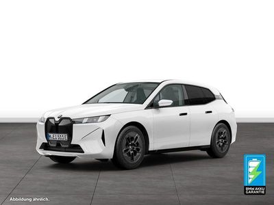 Gebraucht BMW iX 300 kW (408 PS) 2025 Weiß SUV
