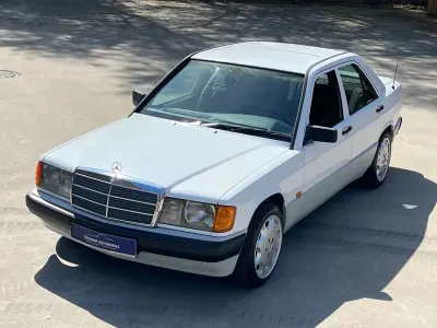 Brugt Mercedes 190 109 HK (80 kW) 1992 Hvid Sedan