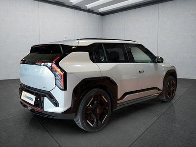 Nouă Kia EV3 GT-Line 150 kW (204 CP) 2025 Argintiu SUV