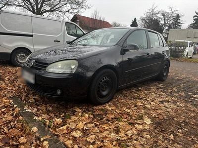 Schwarz Gebraucht 2005 VW Golf IV Kombi | 1.200 € (Guter Preis)