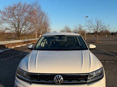Gebraucht VW Tiguan Highline 150 PS (110 kW) 2019 Weiß SUV