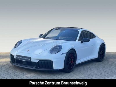 Porsche 911 Carrera 4 GTS