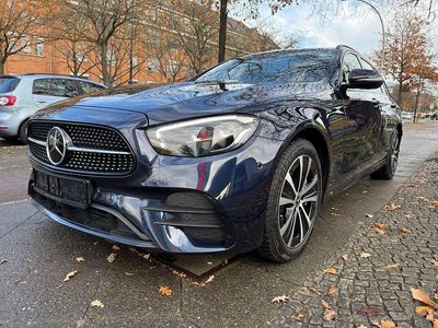 Gebraucht Mercedes E300 AMG 194 PS (142 kW) 2021 Blau Limousine