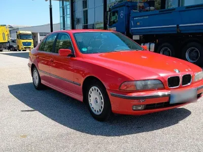 Gebraucht BMW 520 150 PS (110 kW) 1999 Rot Limousine