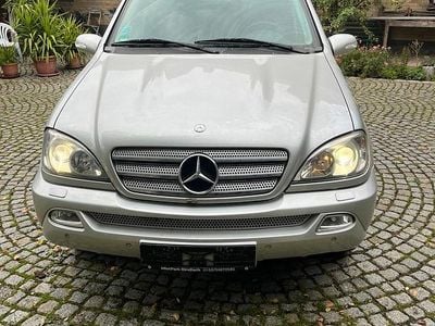 Gebraucht Mercedes ML350 241 PS (177 kW) 2005 Silber SUV