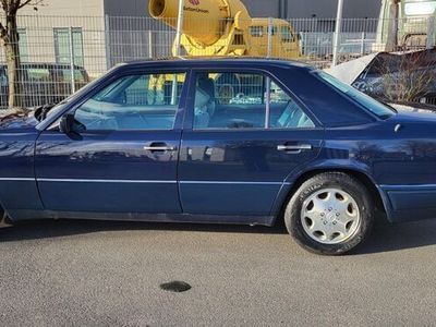 gebraucht Mercedes E220 W124 Automatik (1994) Top Zustand