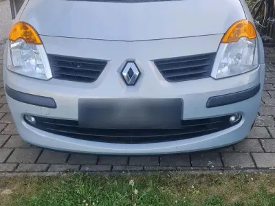 Używany Renault Modus 75 KM (55 kW) 2006 Srebrny Minivan