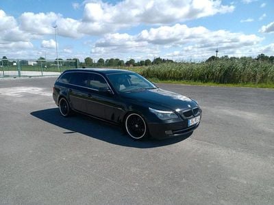 BMW 525