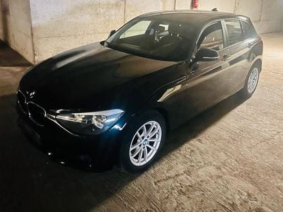 Gebraucht BMW 116 116 PS (85 kW) 2015 Schwarz Kleinwagen