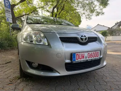 Gebraucht Toyota Auris Executive 124 PS (91 kW) 2008 Silber Kleinwagen