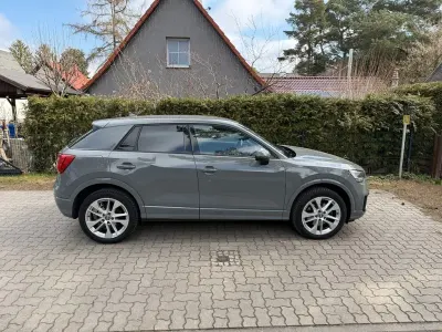 Używany Audi Q2 Sport 150 KM (110 kW) 2018 Szary SUV