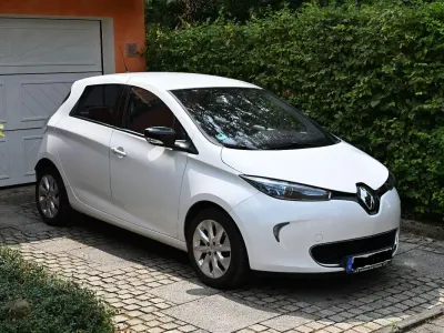 Gebraucht Renault Zoe Intens 42 kW (58 PS) 2016 Weiß Kleinwagen