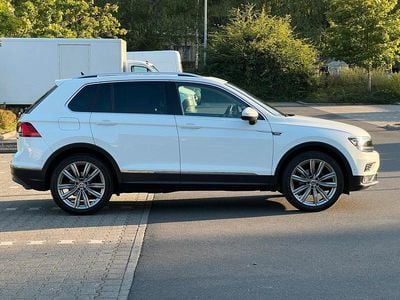 Gebraucht VW Tiguan Highline 150 PS (110 kW) 2019 Weiß SUV