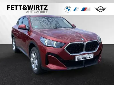 Gebraucht BMW X2 Efficient Dynamics 170 PS (125 kW) 2025 Rot SUV