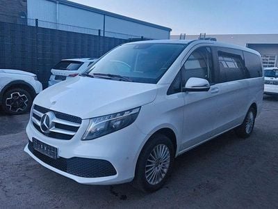 Gebraucht Mercedes V220 Edition 163 PS (119 kW) 2023 Weiß Van / Kleinbus