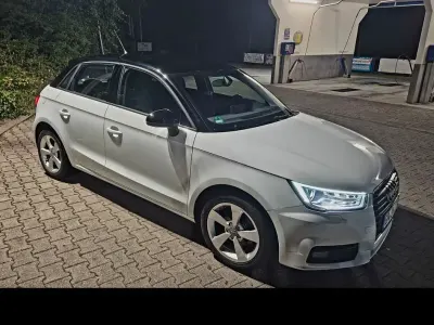 Gebraucht Audi A1 Sportback 95 PS (69 kW) 2018 Weiß Kleinwagen