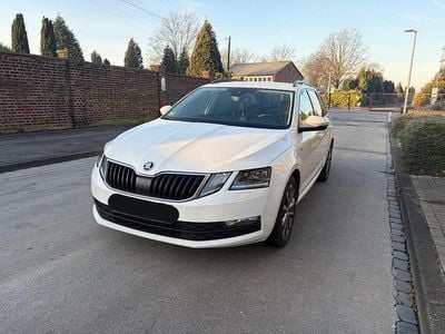 Gebraucht Skoda Octavia Soleil 120 PS (88 kW) 2019 Weiß Kombi