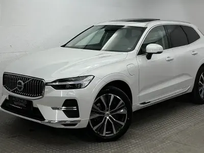 Gebraucht Volvo XC60 Inscription 398 PS (292 kW) 2022 Crystal white pearl (metallic) SUV