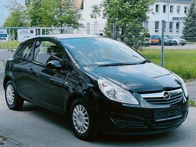 Begagnad Opel Corsa 87 HK (63 kW) 2011 Svart Halvkombi