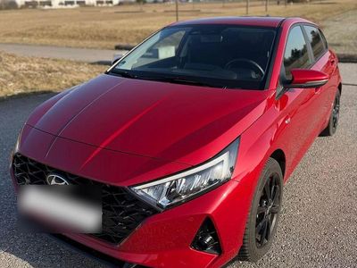 Gebraucht Hyundai i20 Trend 120 PS (88 kW) 2023 Rot Kleinwagen