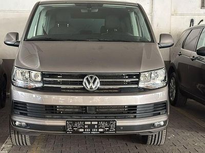 Gebraucht VW Multivan Comfortline 204 PS (150 kW) 2016 Gold Van