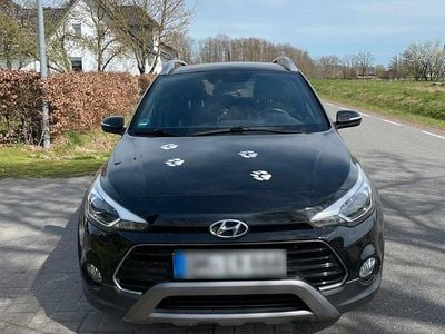 Gebraucht Hyundai i20 Active 120 PS (88 kW) 2018 Schwarz Kleinwagen