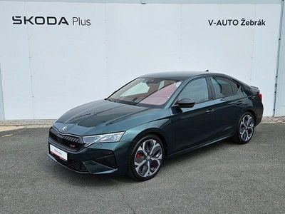 Usata Skoda Octavia RS 265 CV (194 kW) 2025 Verde Berlina
