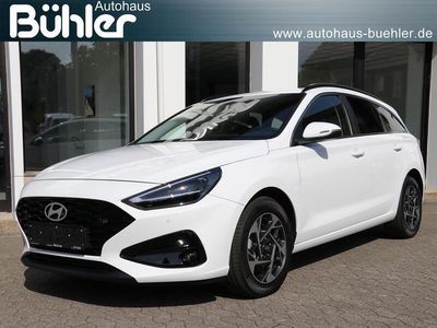 Gebraucht Hyundai i30 Trend 97 PS (71 kW) 2024 Atlas white uni Kombi