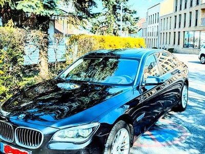 Second-hand BMW 750 449 CP (330 kW) 2012 Negru Berlinǎ