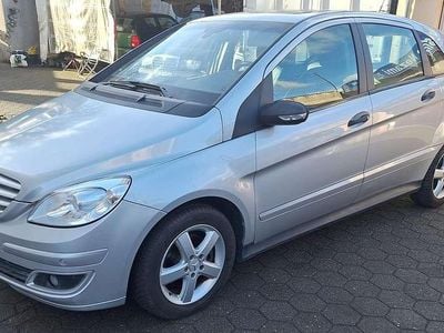 Gebraucht Mercedes B200 136 PS (100 kW) 2005 Van / Kleinbus