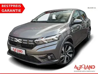 Używany Dacia Sandero Essentiel 91 KM (66 kW) 2024 Szary Hatchback