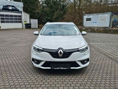 Gebraucht Renault Mégane GrandTour Business 116 PS (85 kW) 2020 Weiß Kombi