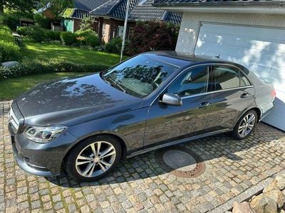 Mercedes E200