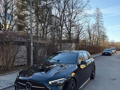 Gebraucht Mercedes C220 197 PS (144 kW) 2023 Schwarz Kombi